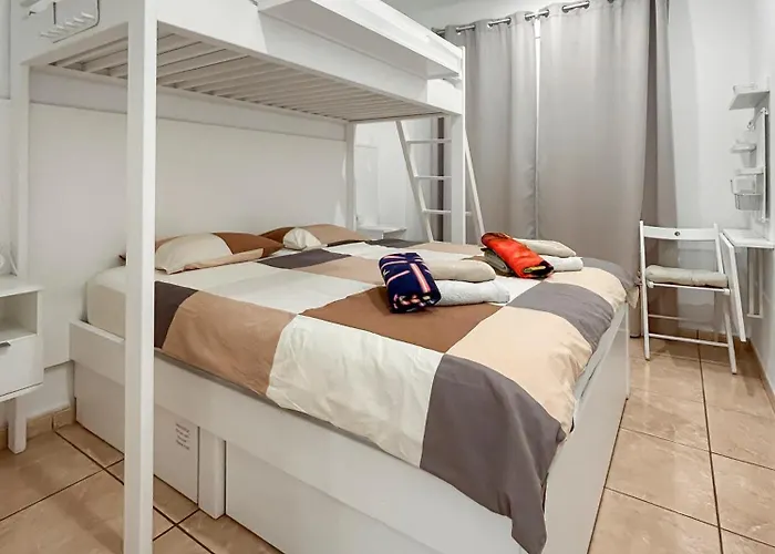 Vera - * Costa Adeje (Tenerife)